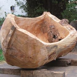 "Boot der Hoffnung", 500-jhrige Linde, 2006
Siehe > Boot der Hoffnung