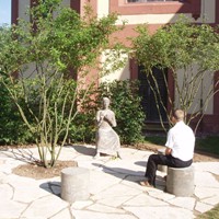"Christus, sitzend und lehrend" Bronze, lebensgro - Benediktushof 2010